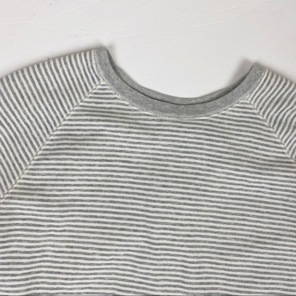 ABERCROMBIE & FITCH Gray Striped Lace-Up Back Sweatshirt Sweater Top Med - Picture 7 of 13